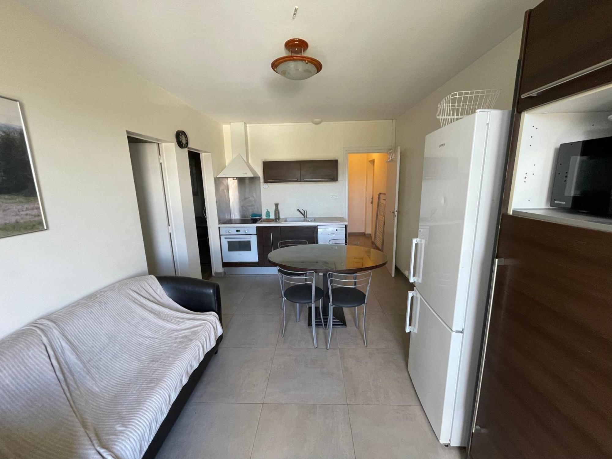 Logis Du Renfermis Apartment Saint-Meme-les-Carrieres Exterior photo